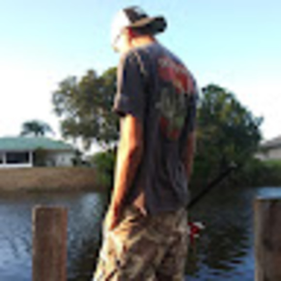 Meet your Posher, Dustin - Picture 1 of 1